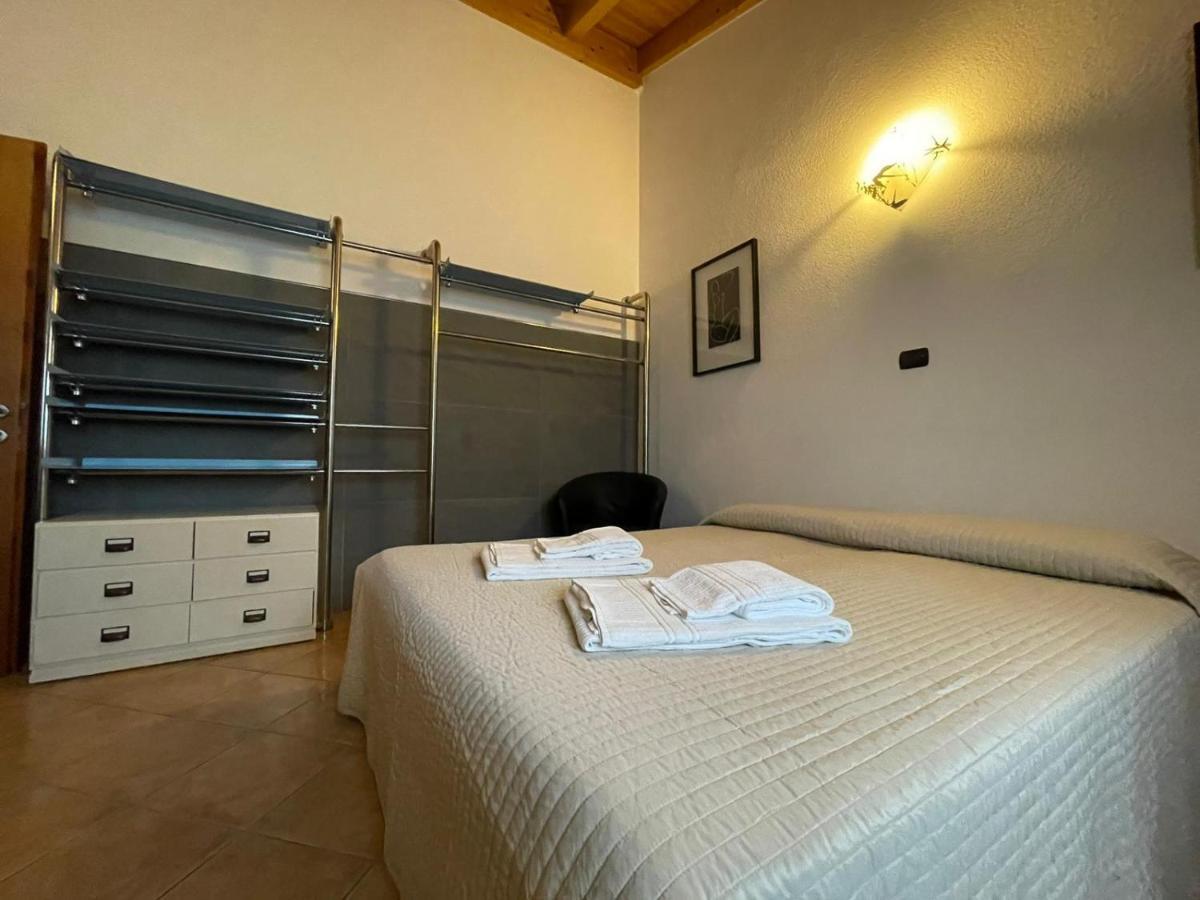 Garda Lake - Appartamenti Castelnuovo del Garda Kültér fotó