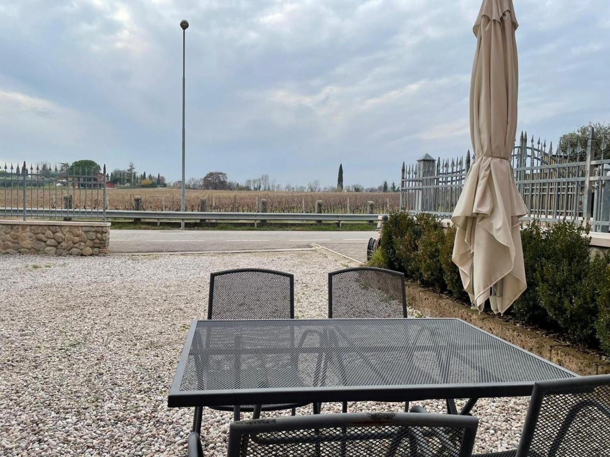 Garda Lake - Appartamenti Castelnuovo del Garda Kültér fotó