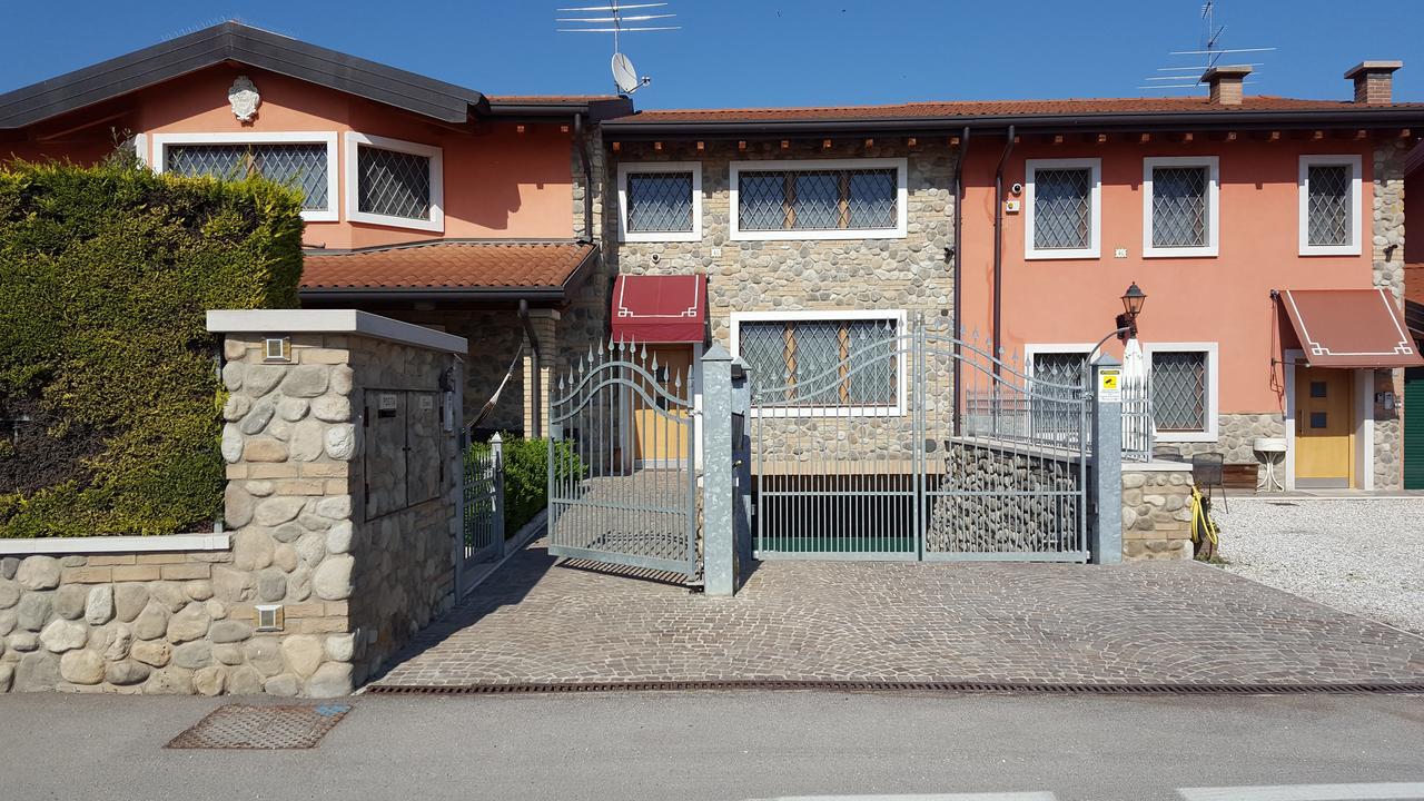 Garda Lake - Appartamenti Castelnuovo del Garda Kültér fotó